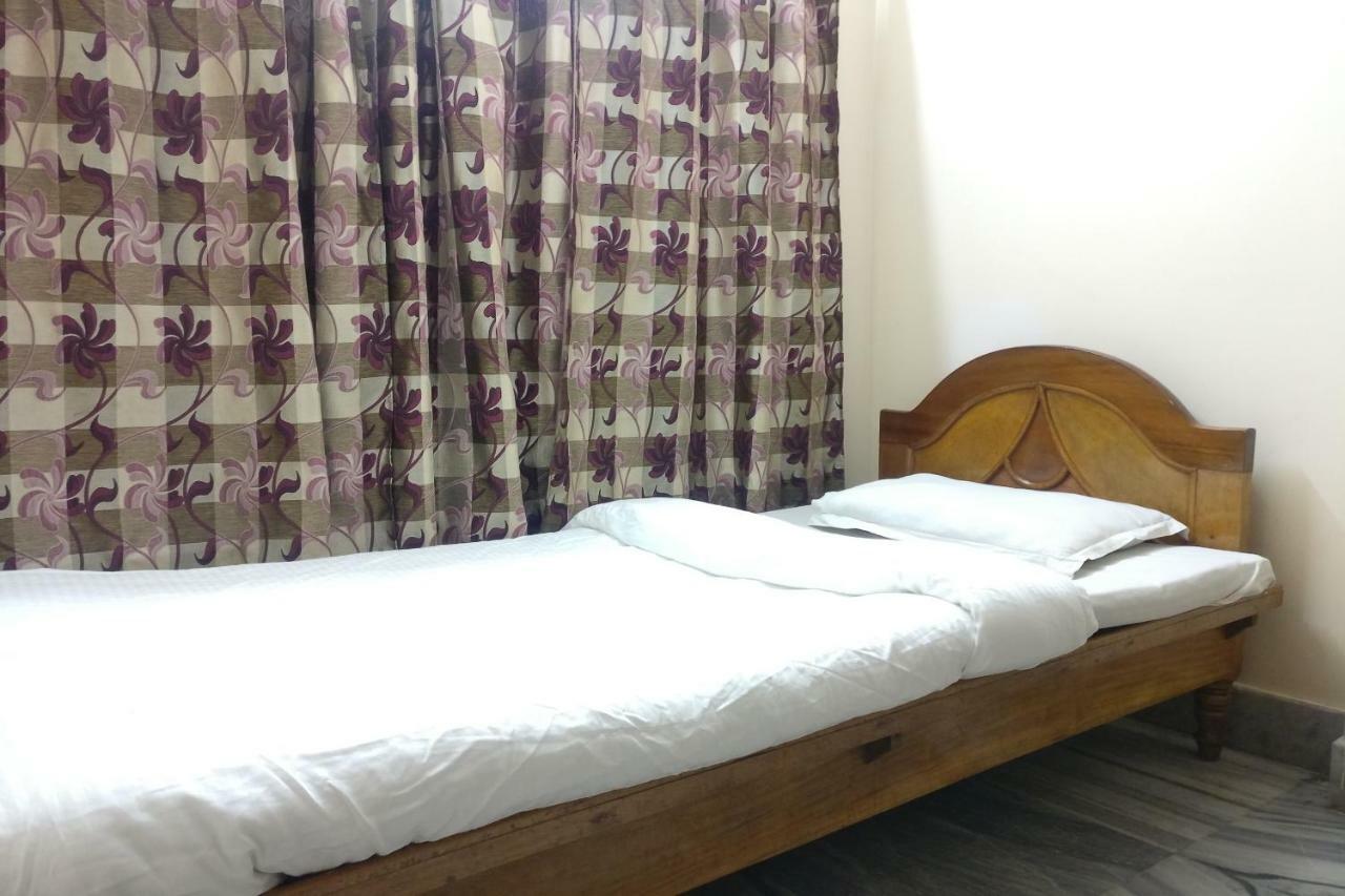Spot On 37646 Hotel Centre Palace Silchar Zewnętrze zdjęcie