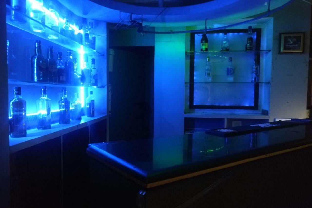 Spot On 37646 Hotel Centre Palace Silchar Zewnętrze zdjęcie