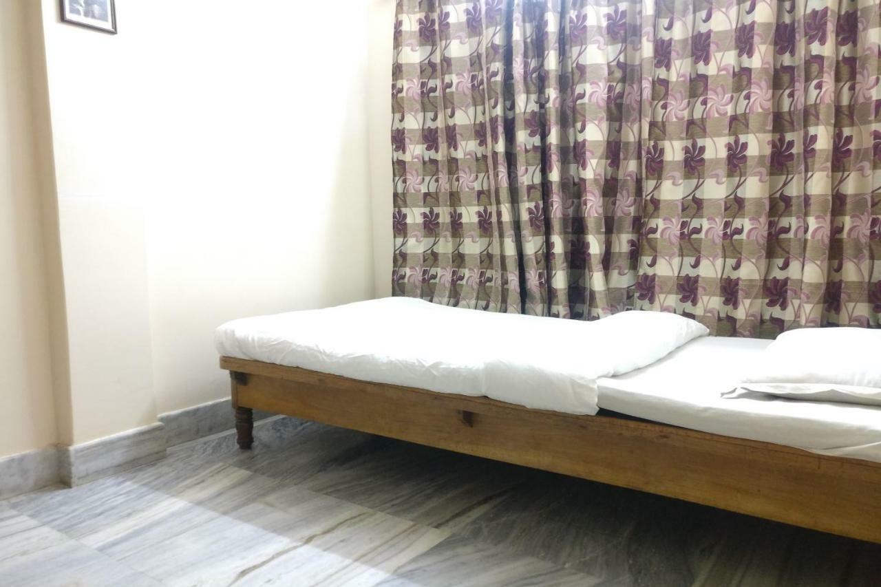 Spot On 37646 Hotel Centre Palace Silchar Zewnętrze zdjęcie
